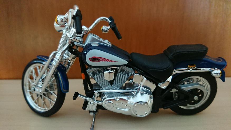 Modell Motorräder  Harley Davidson FXSTS Springer Softail 1999 