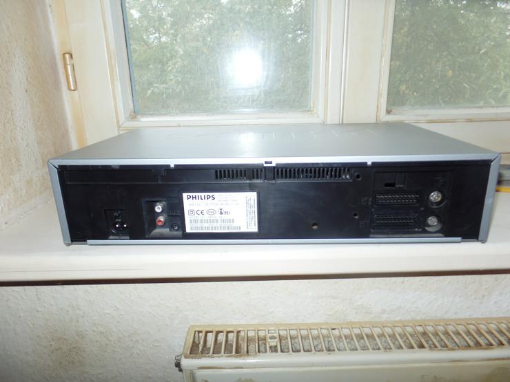 Bild 12: Videorecorder Panasonic NV-FS200 VHS Panasonic VHS NV-J35HQ HI-FI HI