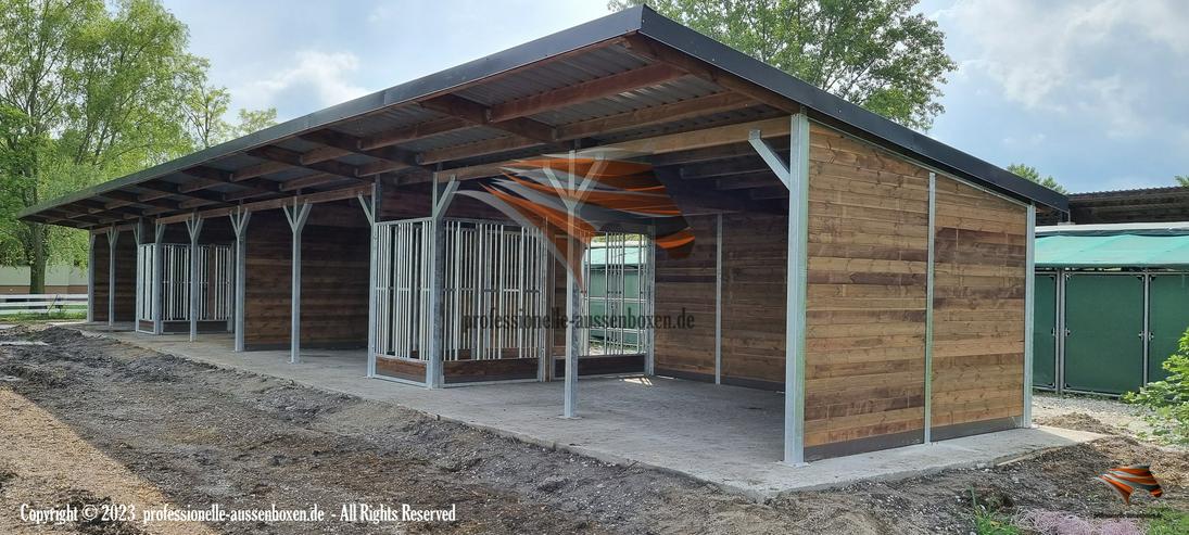 Pferdestallhersteller -  Aussenboxen für pferde, Pferdestall bauen und Pferdeboxen, Offenstall kaufen, Pferdestallungen, Stallungen, Paddockbox bauen, Offenstallhaltung, Stallfenster pferde, Stalltüren, Stalltore, - Einstellplätze - Bild 1