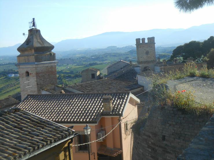 Mit Panoramablick auf die Abruzzen - Ferienhaus Italien - Bild 10