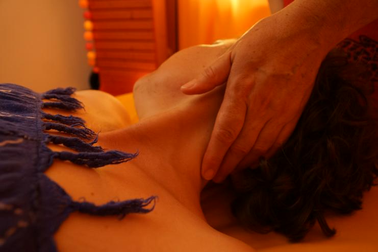 Bild 8: Lomi Lomi Massagen bei Wellness & Passion in Weil der Stadt-Merklingen