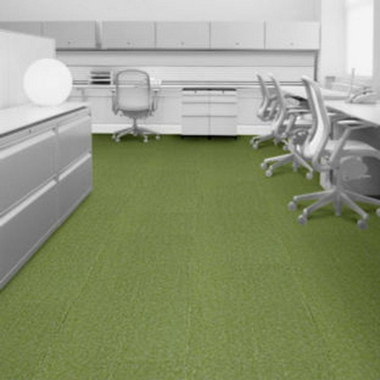 Bild 3: Decorative Grüne Teppichfliesen Teppichboden von Interface