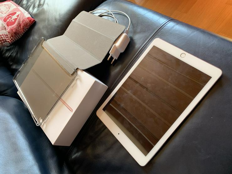 iPad Pro 1. Gen. 9,7" 32GB WiFi + Cellular roségold - Tablets - Bild 1