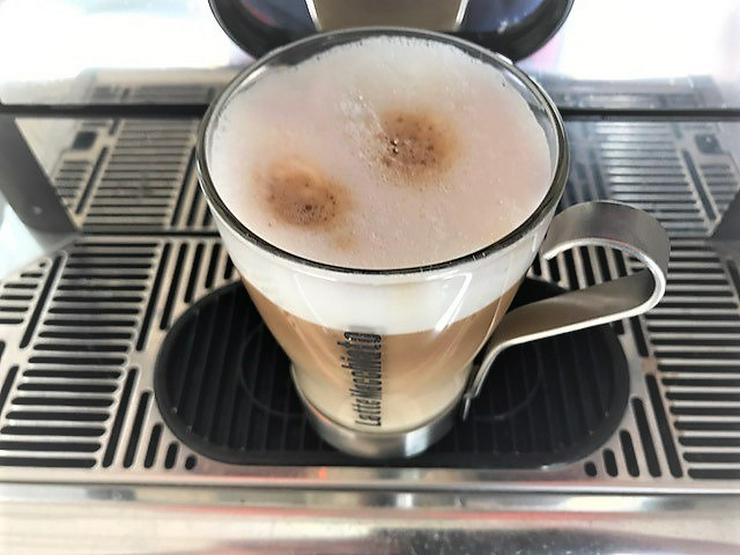 Kaffeevollautomat La Cimbali mit Fricomilk Milchkühler - Kaffeemaschinen - Bild 2