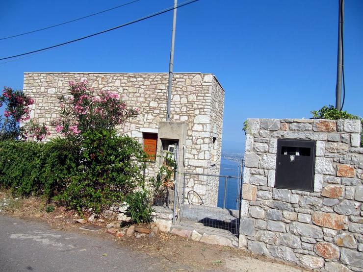 Bild 8: Ein/Mehrfamilienhaus von Privat in Griechenland zu Verkaufen