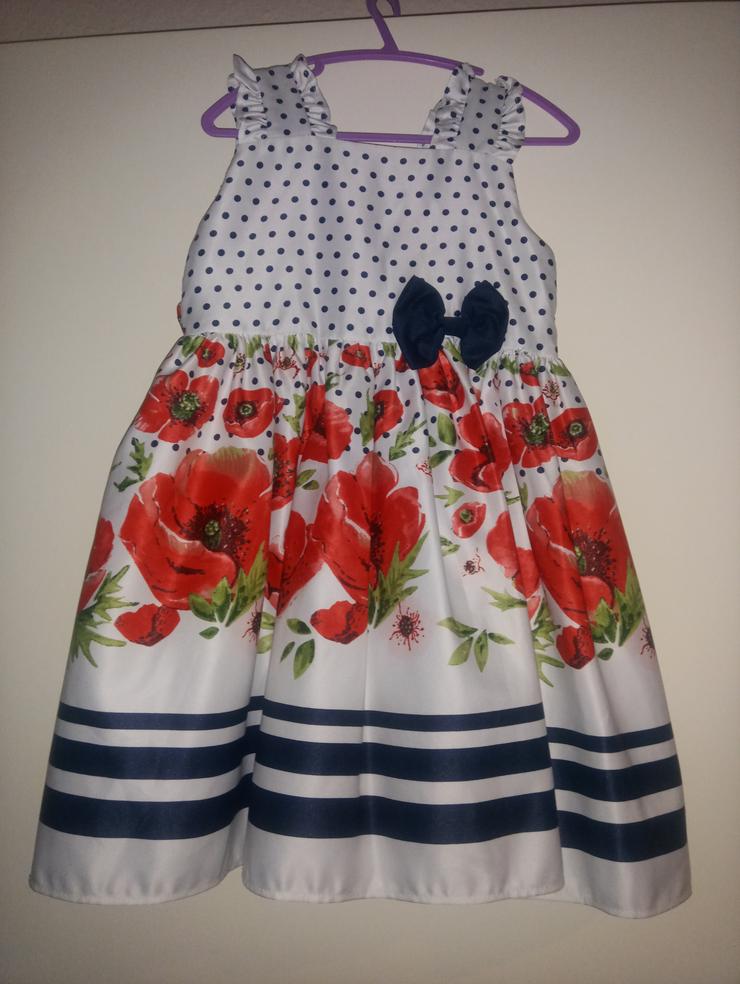 Mädchenkleider zu verkaufen - Kleider & Röcke - Bild 1