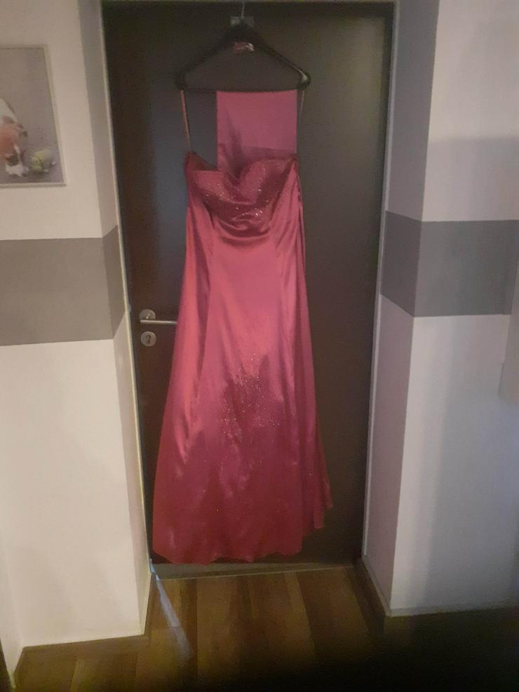 Bild 1: Kleid zu verkaufen