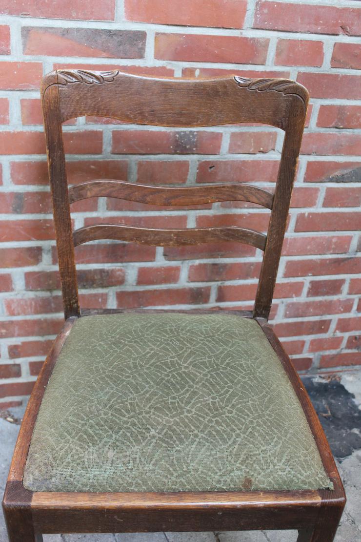 Bild 5: Stuhl mit textilem Polster, passende Husse