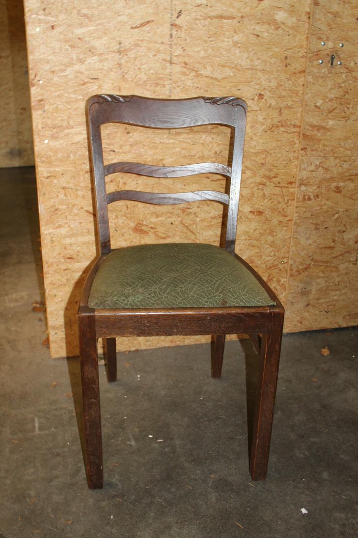 Bild 3: Stuhl mit textilem Polster, passende Husse