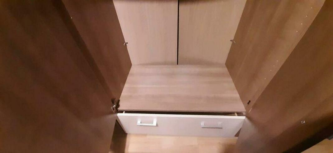 Hellbrauner Kleiderschrank // Schrank in gutem Zustand - Kleiderschränke - Bild 7