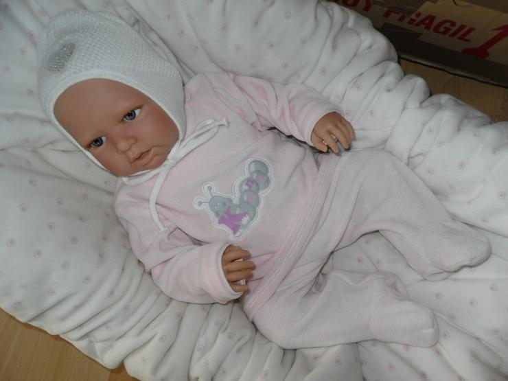Bild 11:  Doro Dolls Babypuppe Nina 52 cm mit Schnuller Spielpuppe Baby NEU