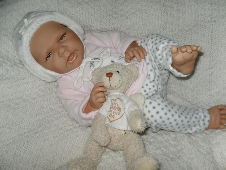 Bild 6: Doro Dolls Babypuppe Jette 50 cm mit Schnuller Spielpuppe Baby NEU