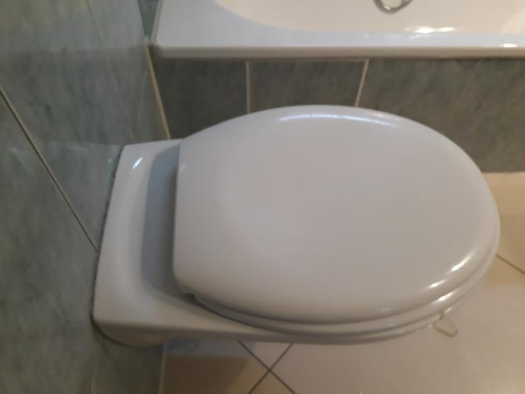 sauber und gute Wandhängende WC von Villeroy& Boch mit Deckel - WC - Bild 3