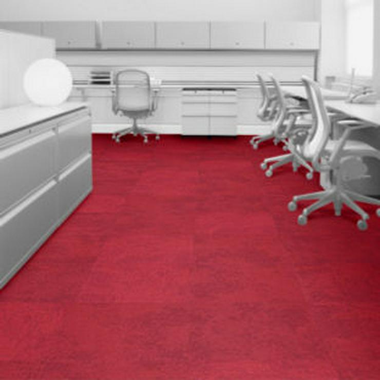 Bild 3: Sehr schöner roter Teppichbodenbelag Teppichfliesen