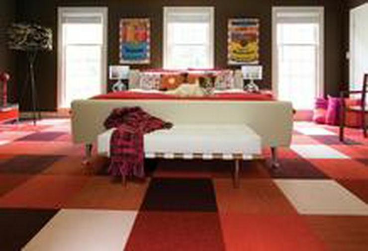 Bild 7: Sehr schöner roter Teppichbodenbelag Teppichfliesen