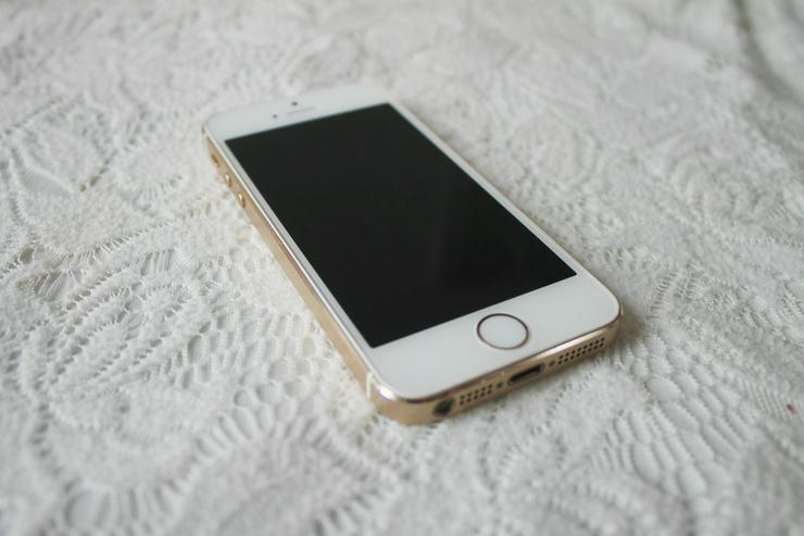 Apple iPhone 5s in Gold, 16GB Speicher - Handys & Smartphones - Bild 1