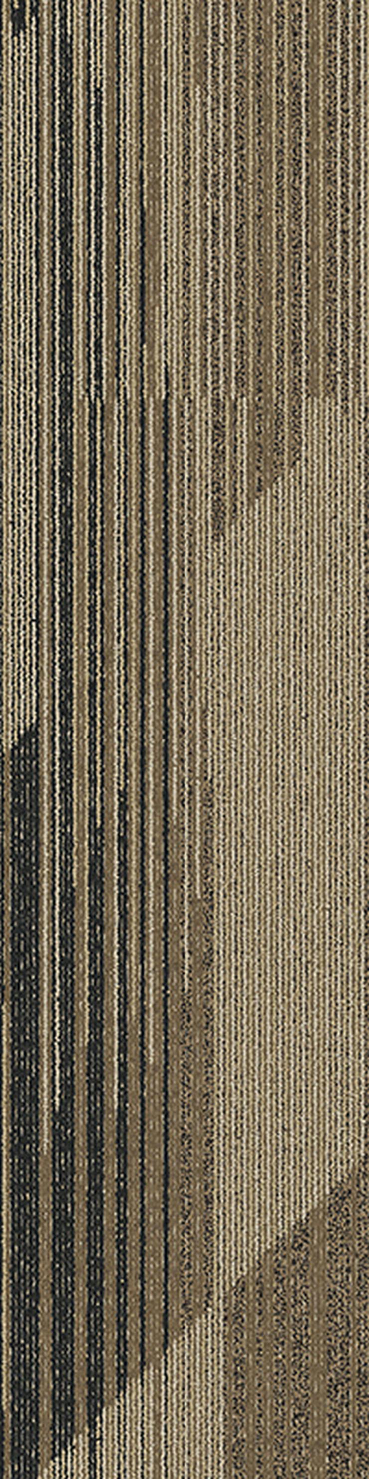 Bild 8: Gestreifte 'Laminat' Teppichfliesen. Bodenbelag in Grau und Braun