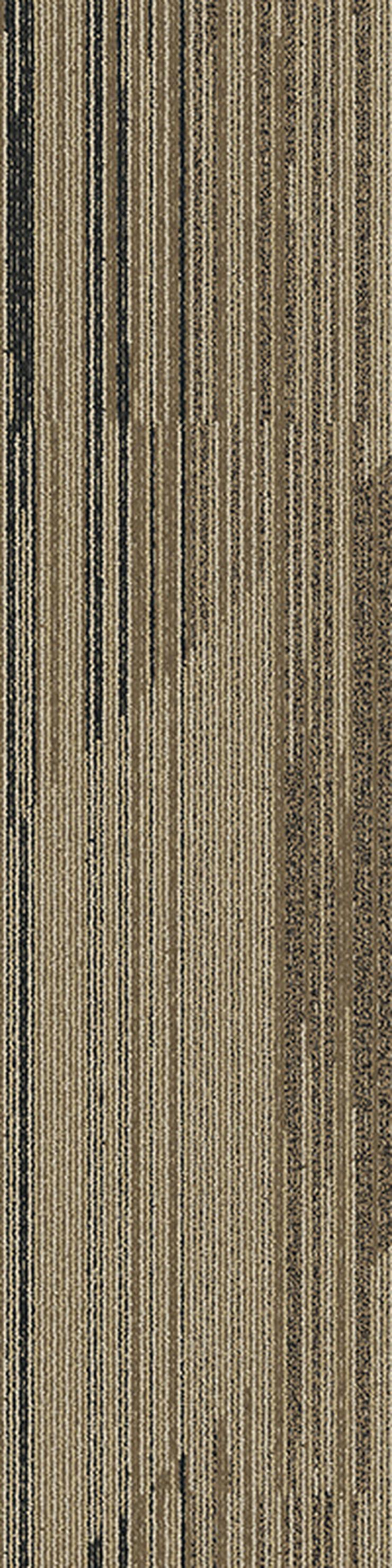 Bild 7: Gestreifte 'Laminat' Teppichfliesen. Bodenbelag in Grau und Braun