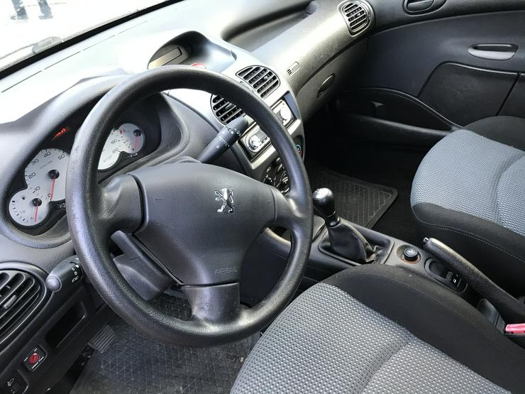 Bild 4: Peugeot 206 Benziner 