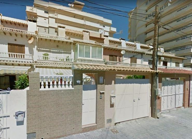 Maisonette mit drei Etagen in Nueva Torrevieja (Costa Blanca) - Haus kaufen - Bild 1