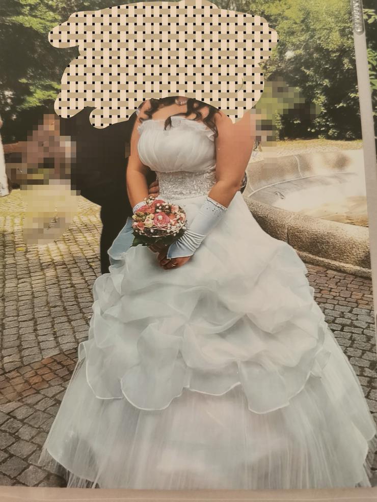 Bild 5: Hochzeitskleid 