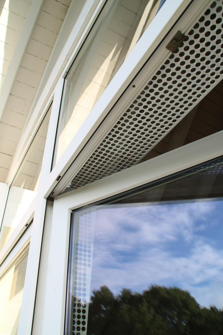 Kippfensterschutz, Katzensicherheit für Balkontüren, OHNE BOHREN OHNE KLEBEN - Fellpflege - Bild 15