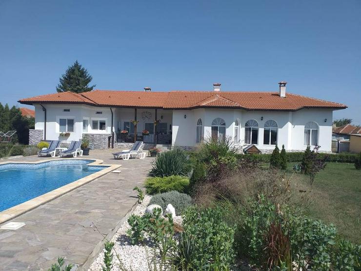Schöne Villa mit Pool - Ferienwohnung Bulgarien - Bild 2