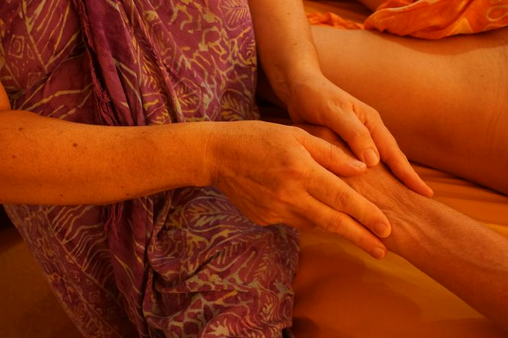 Bild 4: Lomi Lomi Massagen bei Wellness & Passion in Weil der Stadt-Merklingen
