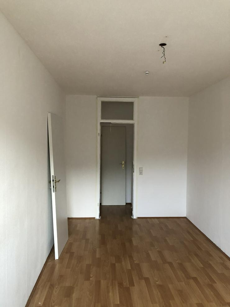 Bild 20: 4 ZIMMER - 94qm - WOHNUNG - STUFENLOSER ZUGANG - BALKON - WC