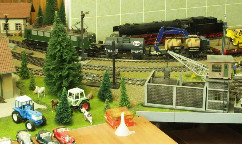 Bild 13: Einzelteile einer Spur 1 Anlage (Märklin,Kiss)