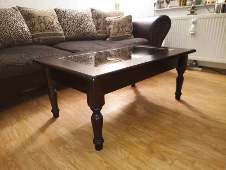 Bild 10: Couch, Tisch und Rundhocker nur 199 Euro