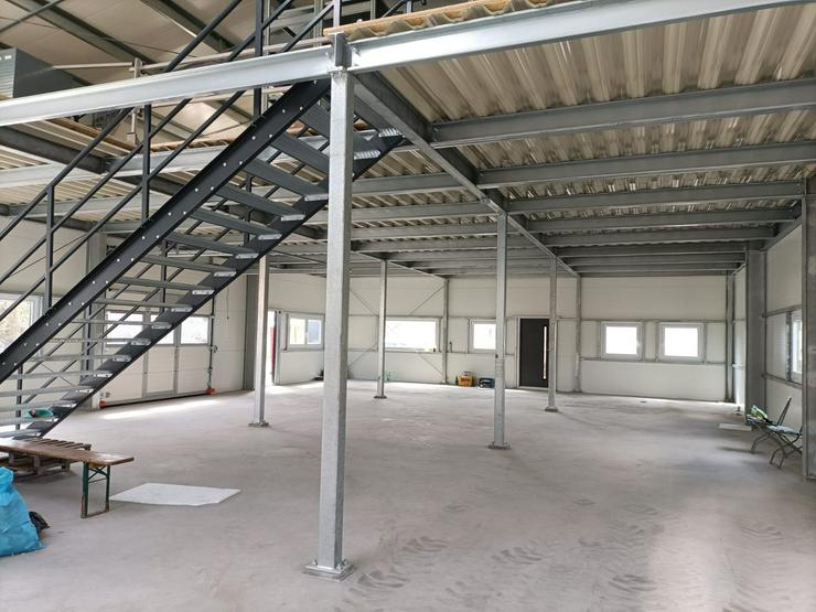 Bild 12: Stahlhalle Werkstatthalle Gewerbehalle Mehrzweckhalle mit Beurobereich