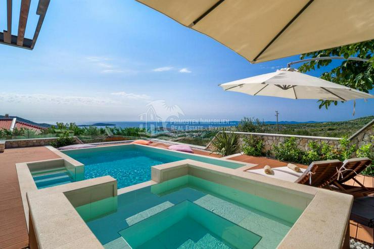 Moderne 5 Sterne Villa mit traumhaft schönen Panoramablick in Primosten - Haus kaufen - Bild 11