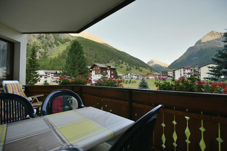 Bild 6: Ferienwohnungen in den Bergen Wallis Schweiz im Sommer gratis Bergbahnen
