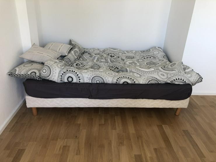 Doppelbett 189 x 138 cm - Betten - Bild 1