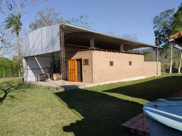 Bild 7: Gepflegtes Anwesen in Acahay, Paraguay