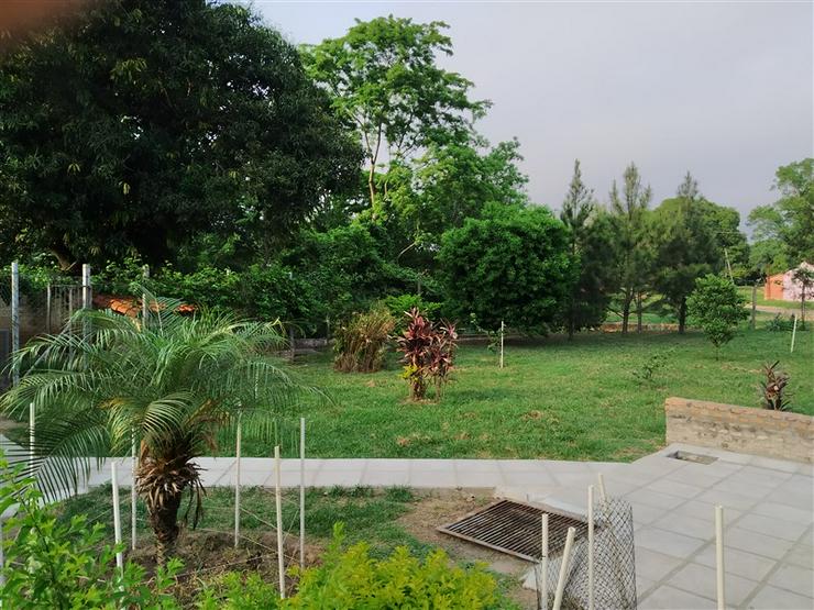 Zentral gelegenes Wohnhaus mit Nebengebäuden in Carapegua, Paraguay - Haus kaufen - Bild 9