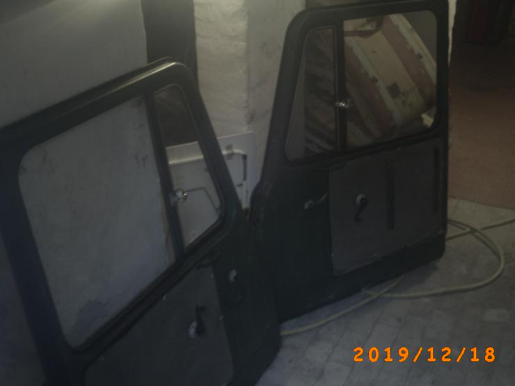 Bild 10: Biete 2 Türen von einem LKW Robur 280€ VB an