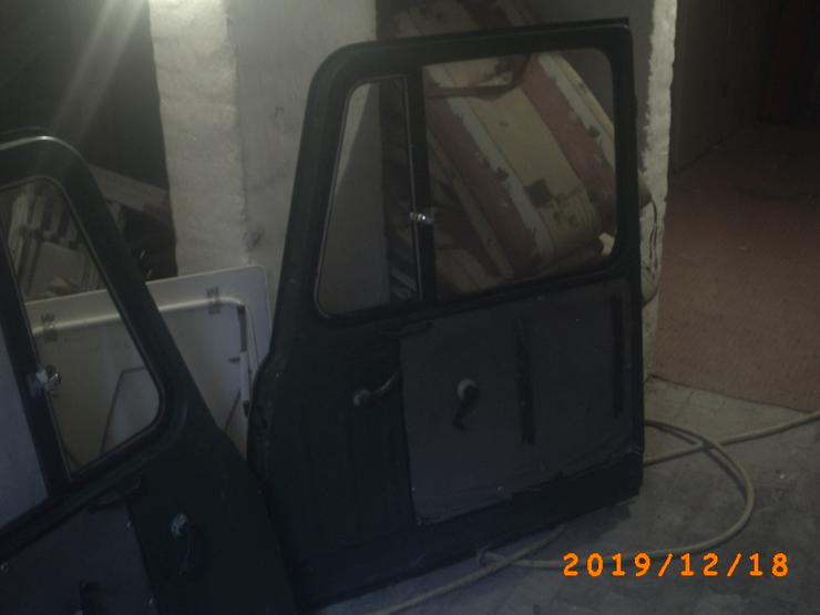 Bild 12: Biete 2 Türen von einem LKW Robur 280€ VB an