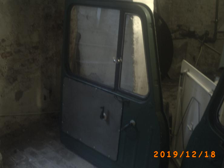 Bild 14: Biete 2 Türen von einem LKW Robur 280€ VB an