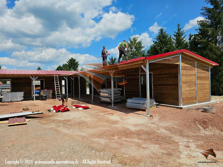 Bild 10: Den perfekten Pferdestall bauen: Außenboxen TOP Pferdebox, Offenstall kaufen & Paddockbox - Stallbau und Offenstallhaltung mit Weidehütte und Fressgitter