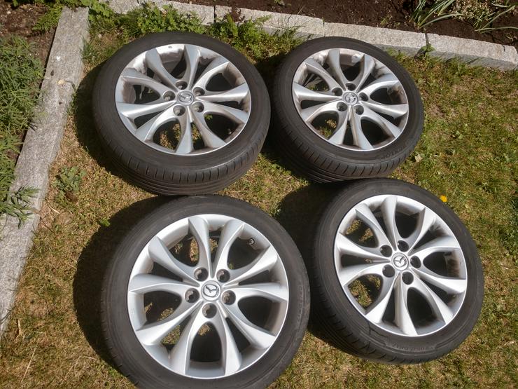 Bild 4: Mazda Sommerreifen auf Alufelge Dunlop 205 50 R17 93W