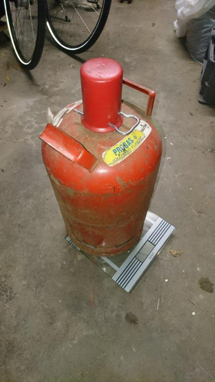 Bild 2: Flüssig- Camping-Gasflasche, Leih/Mietflasche rot von Fa. Progas 11kg Füllgewicht. Ohne Gasfüllung  zum Sonderpreis von 15 E