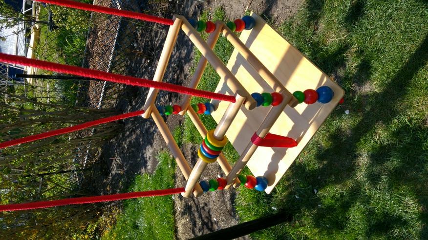 Hess Gitterschaukel aus Holz, für Kleinkinder bis 3 Jahre, sehr gut erhalten - Spielplatz-Ausstattung - Bild 2