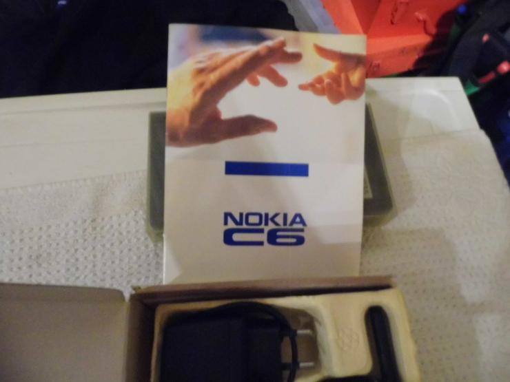 Bild 3: Altes  Nokia