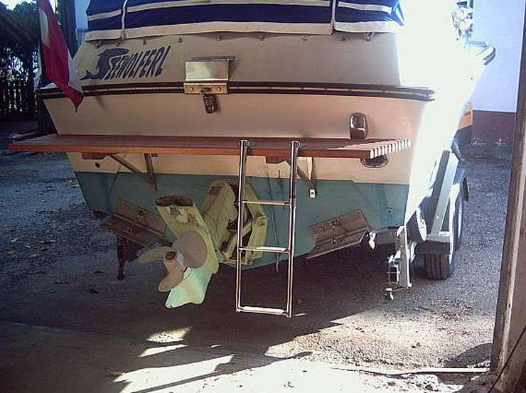 Bild 10: Motorboot mit Anhänger