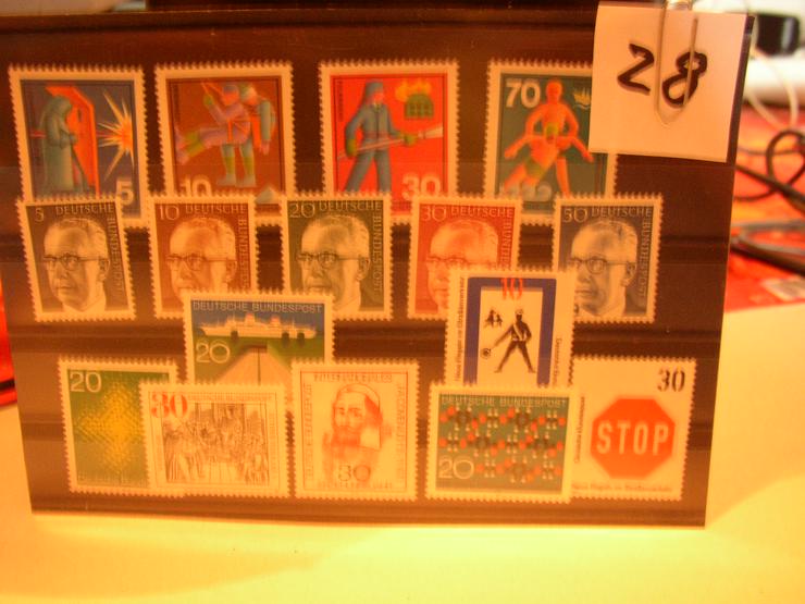 Bild 12: Briefmarken   Deutschland Postfrisch zu verkaufen