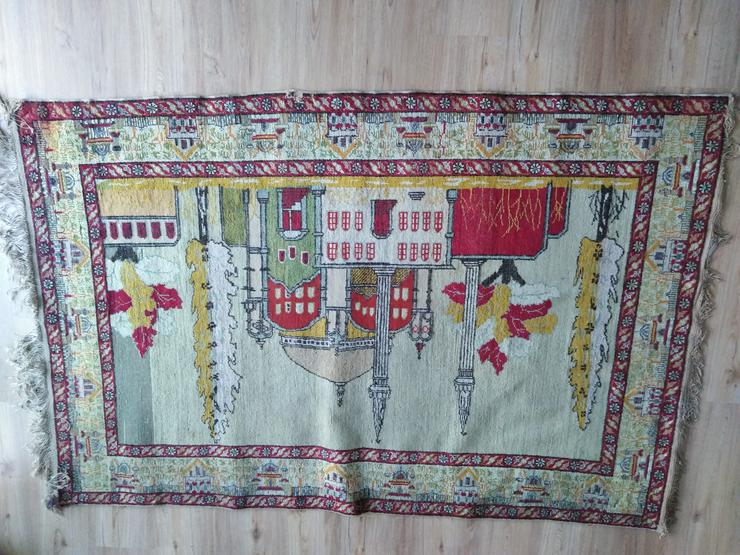 Bild 1: Antiker osmanischer Teppich