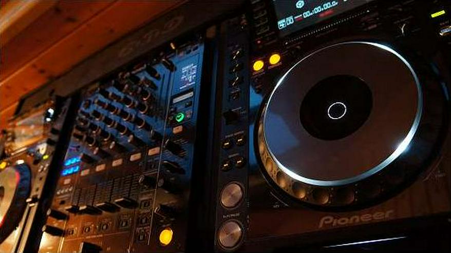 Pioneer 2x CDJ 2000 Nexus, 1x DJM 900 Nexus - DJ-Technik & PA - Bild 2