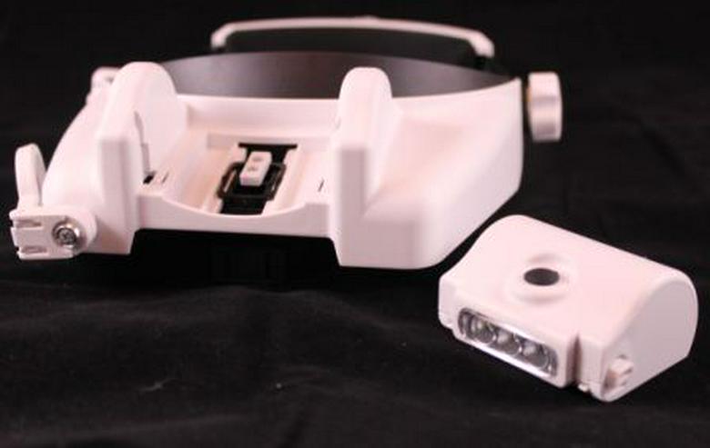 Bild 8: Freihand Helmlupe / Lesehilfe mit 3 LED 